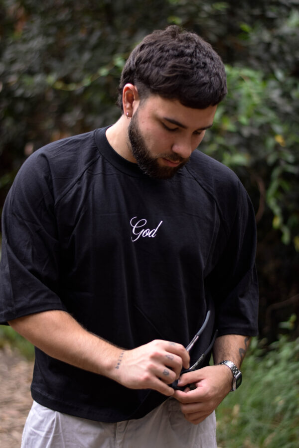 Remera God